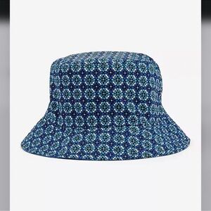 Express men’s reversible blue Geo bucket hat